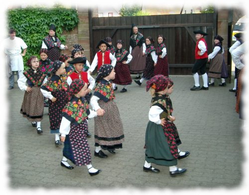 Jugendgruppe beim Tanz